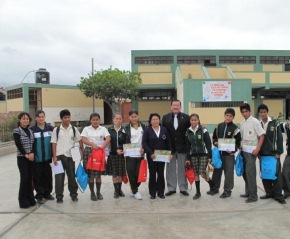 uap premiacion alumnos